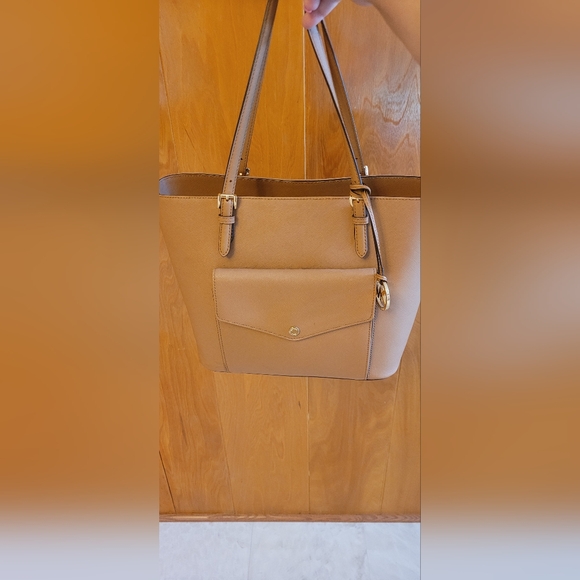 Beautiful acorn jet set tote Michael kors - Picture 2 of 5